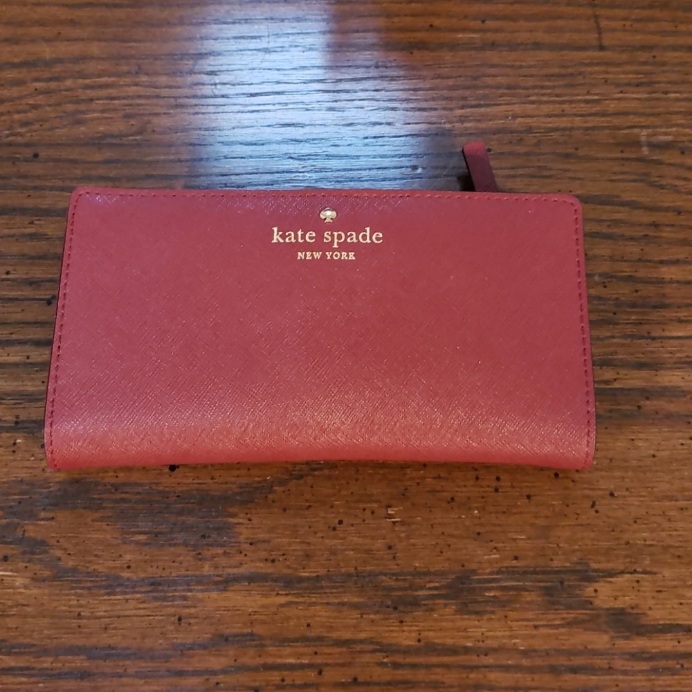 Kate Spade burgundy Stacy wallet